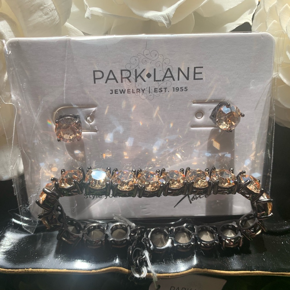 Park Lane “GLOW” Impression Bracelet & Earrings Golden stones SET in hematite. - Picture 6 of 14